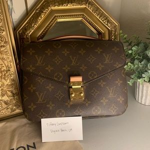 SOLD Louis Vuitton Pochette Metis